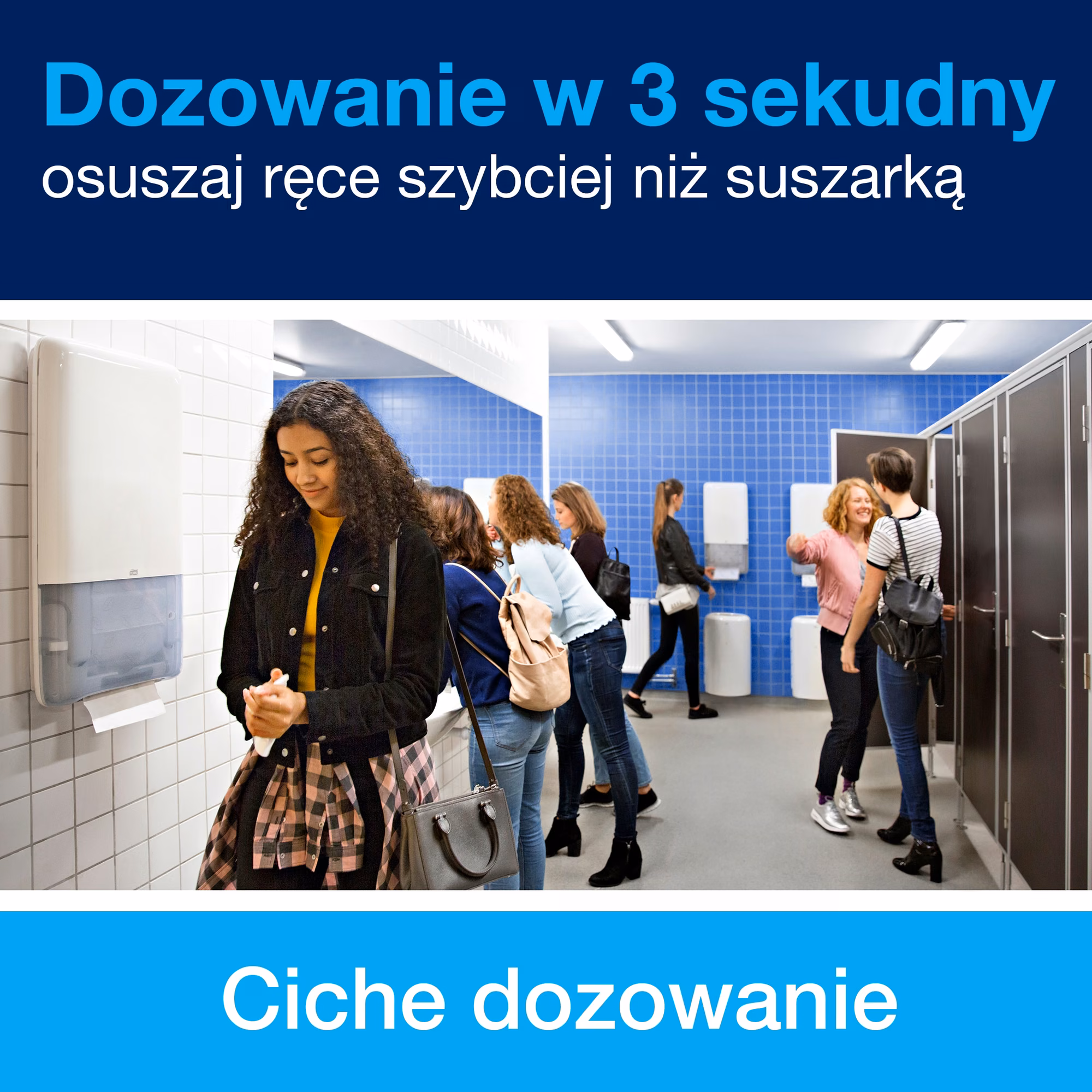 Tork PeakServe® niekończący się ręcznik do rąk, grupa kobiet w łazience korzystająca z dozowników ściennych