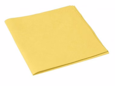 Ścierka z Mikrofazy Vileda Professional MicroSorb Żółta, złożona tkanina o gładkiej strukturze na białym tle