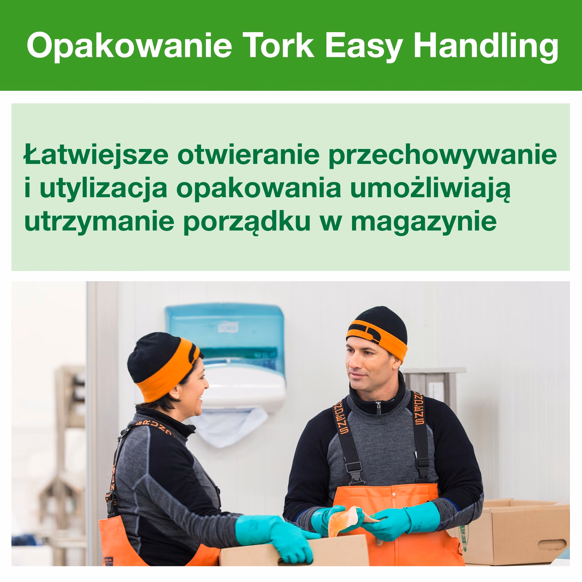 Czyściwo włókninowe kuchenne Tork W4 białe, pracownicy w zakładzie przetwórstwa spożywczego przy dozowniku